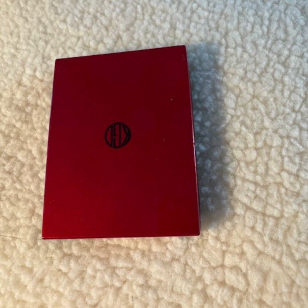 Koh Gen Do Maifanshi Mineral Eyeshadow Palette 301 - Picture 2 of 4
